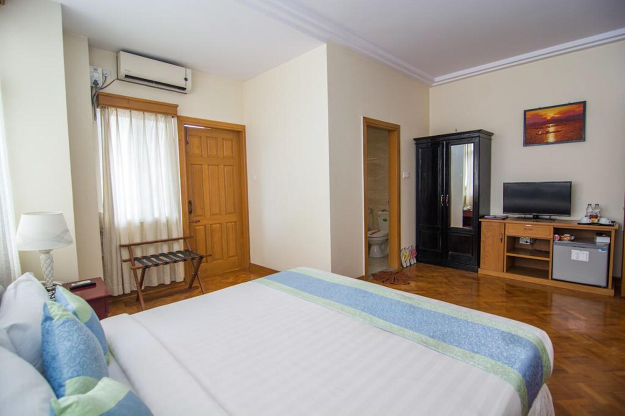 Royal Inlay Hotel Nyaung Shwe Eksteriør bilde