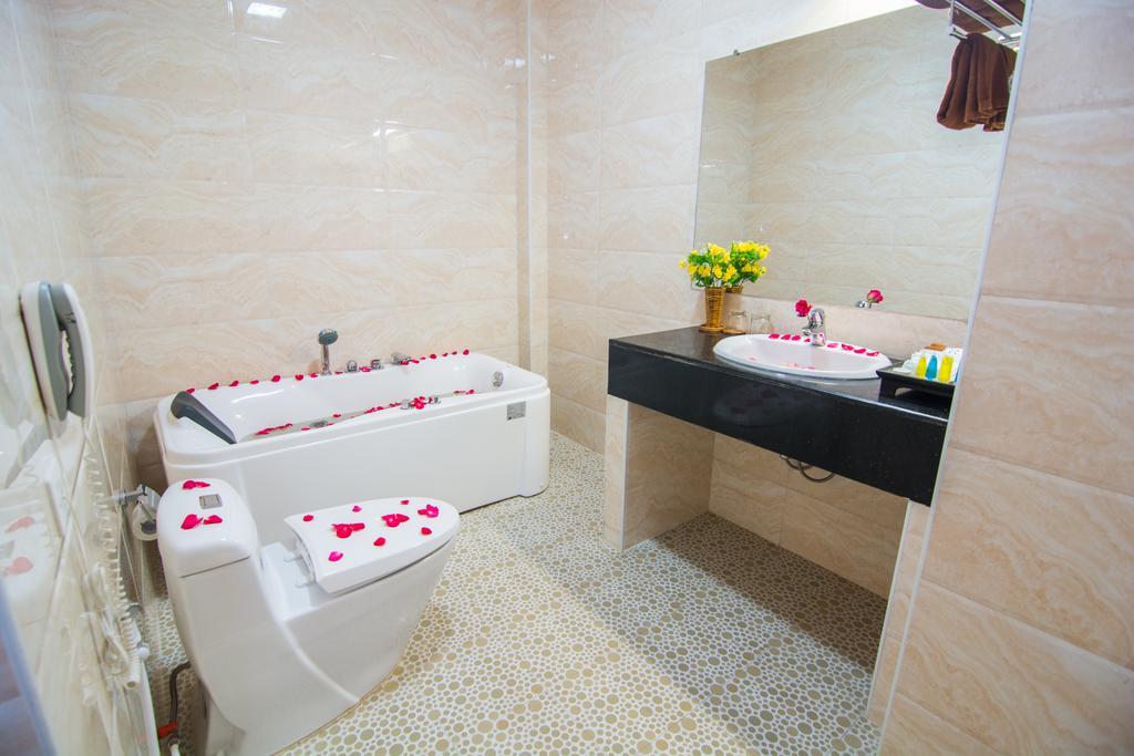 Royal Inlay Hotel Nyaung Shwe Eksteriør bilde