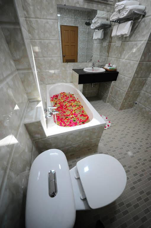 Royal Inlay Hotel Nyaung Shwe Eksteriør bilde