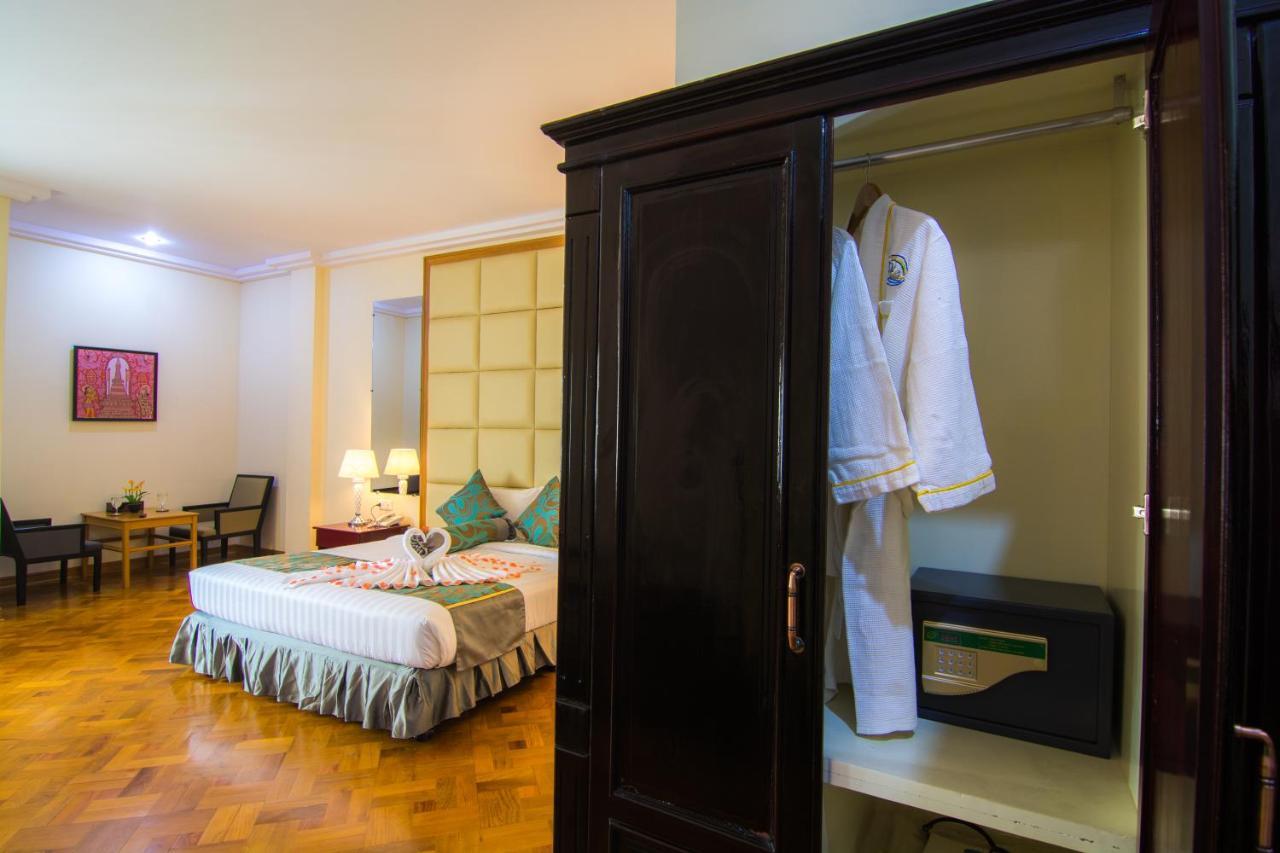 Royal Inlay Hotel Nyaung Shwe Eksteriør bilde